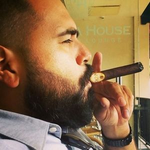 Meet your Posher, Ismael